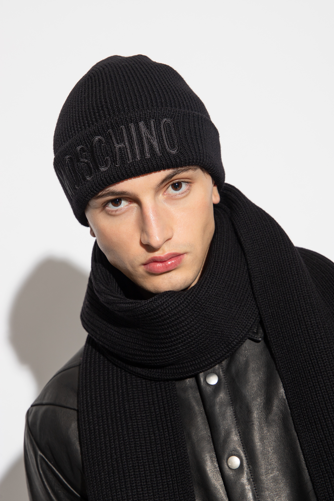 Mens moschino discount beanie